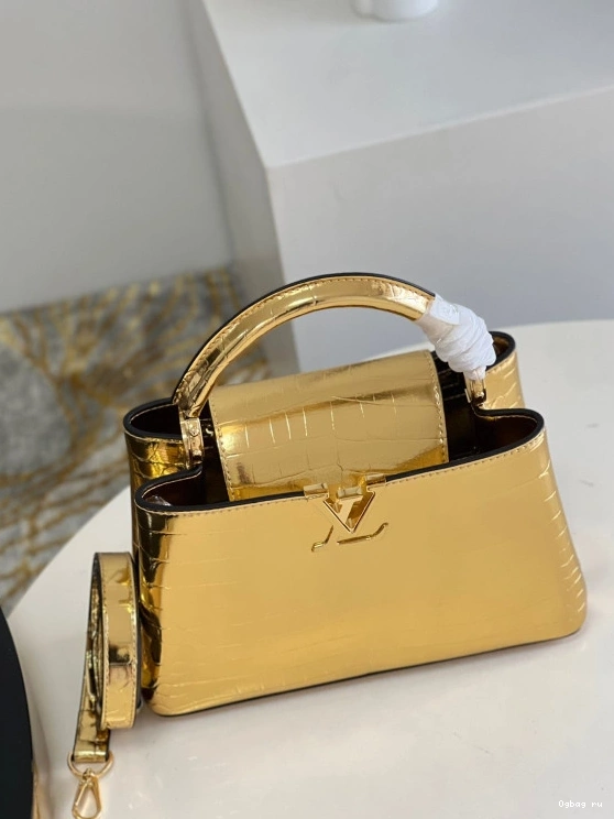 CAPUCINES LOUIS VUITTON BB 0824